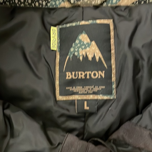 Burton Snow/Ski pants. Only worn a few times and in pristine condition. - Picture 4 of 10